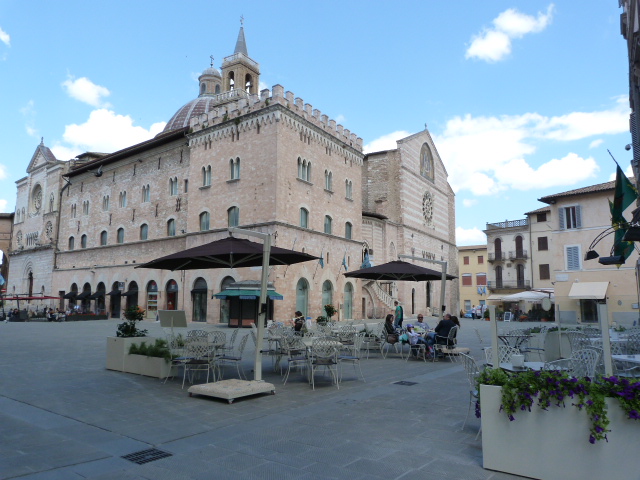 Foligno, dalla Fondazione Carifol 30mila euro a sostegno delle pmi