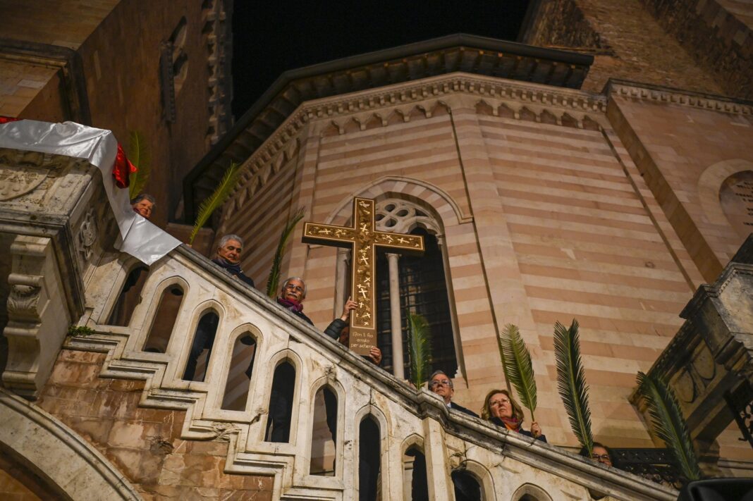 Il Cammino dietro la Croce, Pasqua 2024 (foto Alessio Vissani)