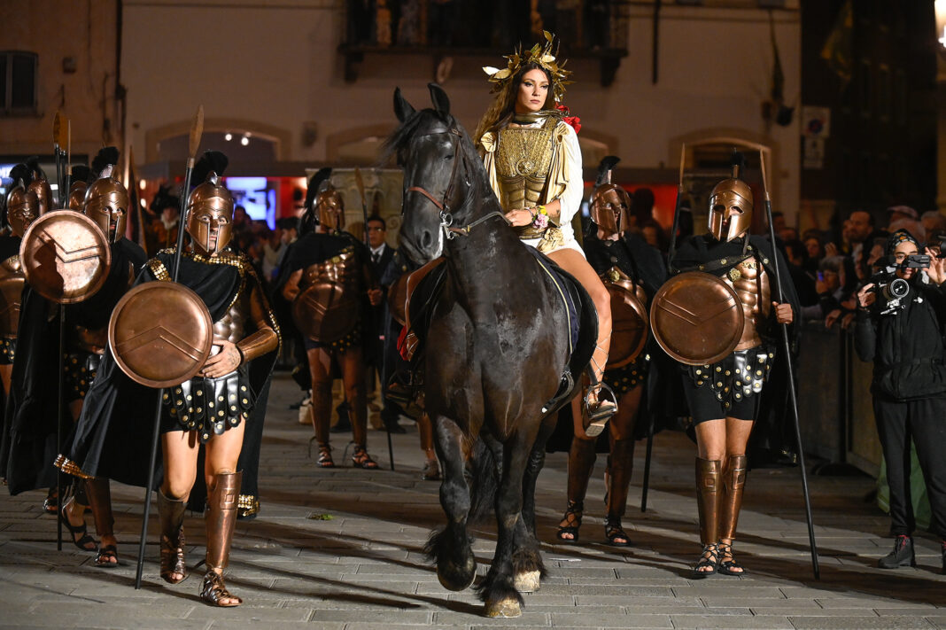 Quintana, corteo storico settembre 2024 (foto Alessio Vissani)