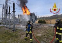 Incendio alla centrale elettrica di Foligno: blackout in gran parte della città