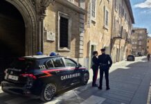 Foligno, truffa del “finto maresciallo” ai danni di una 82enne: l’allarme dato da una vicina