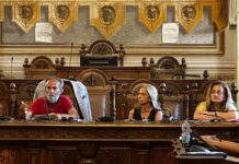 Nidi, il Comune tira dritto sull’esternalizzazione. “Fondi regionali non risolvono il problema”