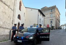 Montefalco, strappa la catenina a un anziano e fugge: 46enne arrestato