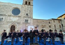 La Fanfara della Polizia di Stato incanta Bevagna