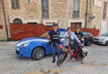 Foligno, le rubano la bici elettrica da 2mila euro: la polizia la ritrova in un garage