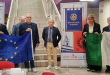 Rotary Club e Ancri nelle scuole di Foligno e Trevi per consegnare la Costituzione