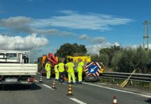 Incidente sulla statale 75: auto tampona mezzo dell’Anas tra Foligno Nord e Spello